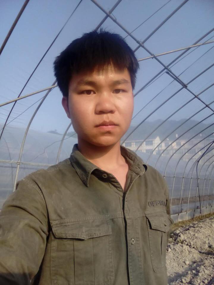 彭求2.jpg